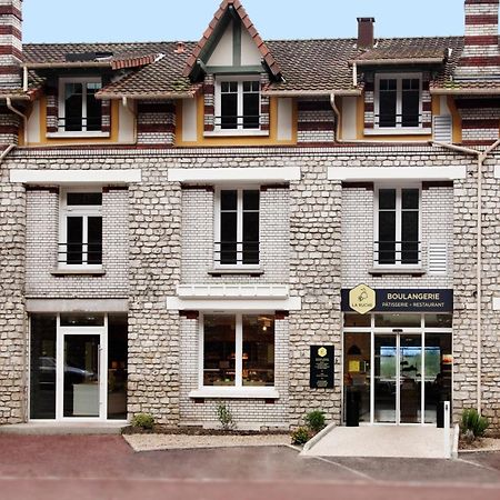 La Ruche Hotel Rolleboise Exterior photo