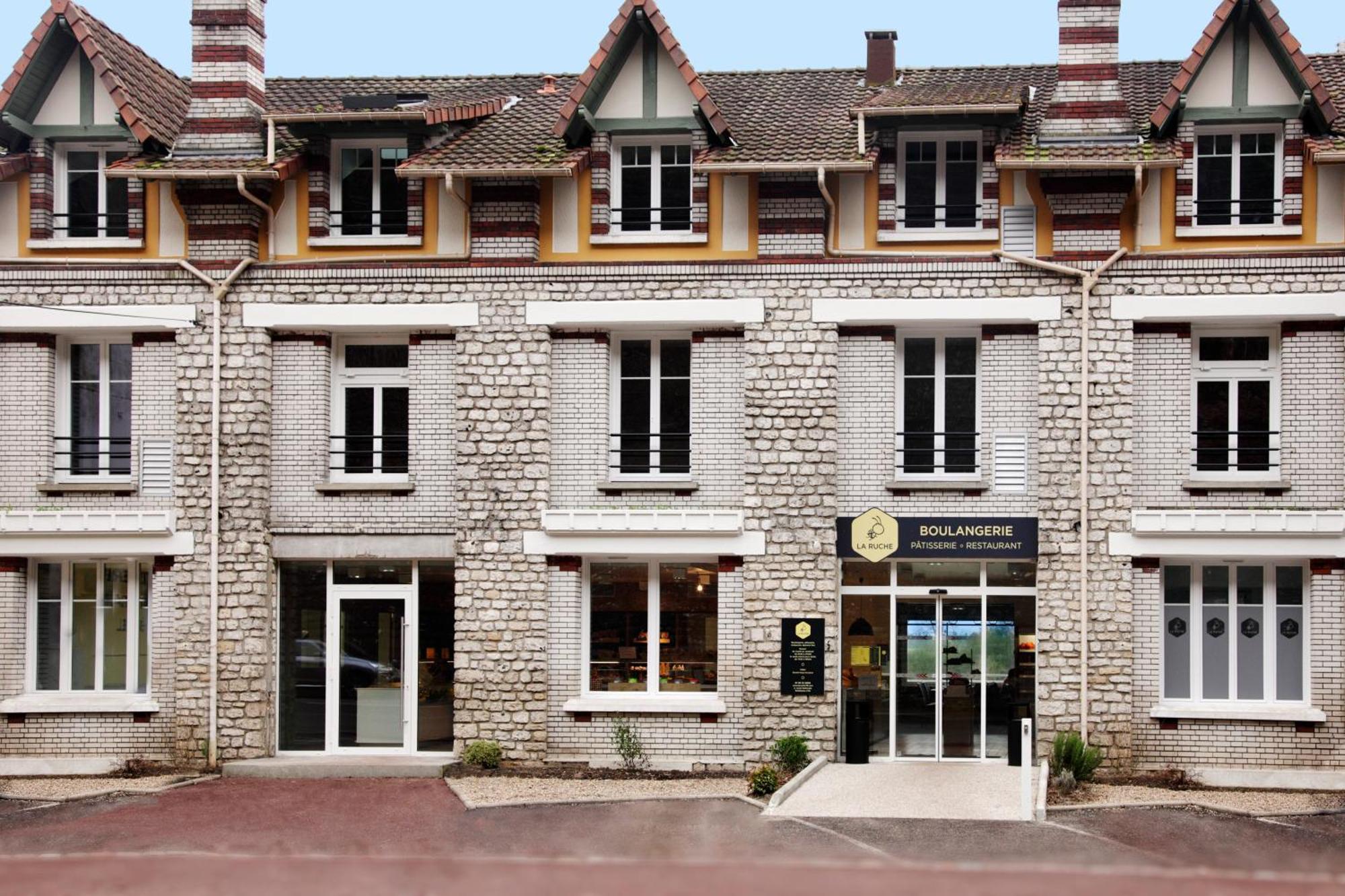 La Ruche Hotel Rolleboise Exterior photo